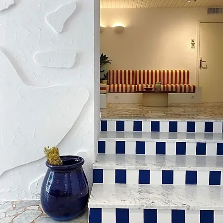 Le Sud Hotel 3*