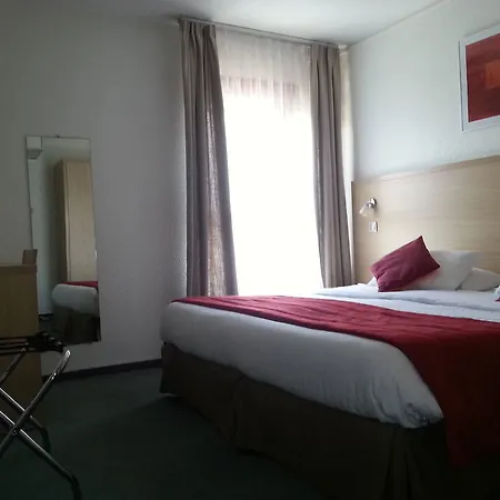 Le Sud Hotell 3*
