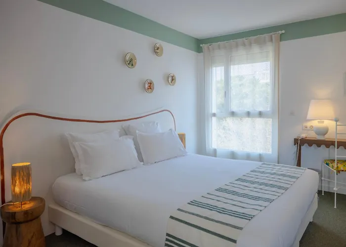 Le Sud فندق جوان ليه باه